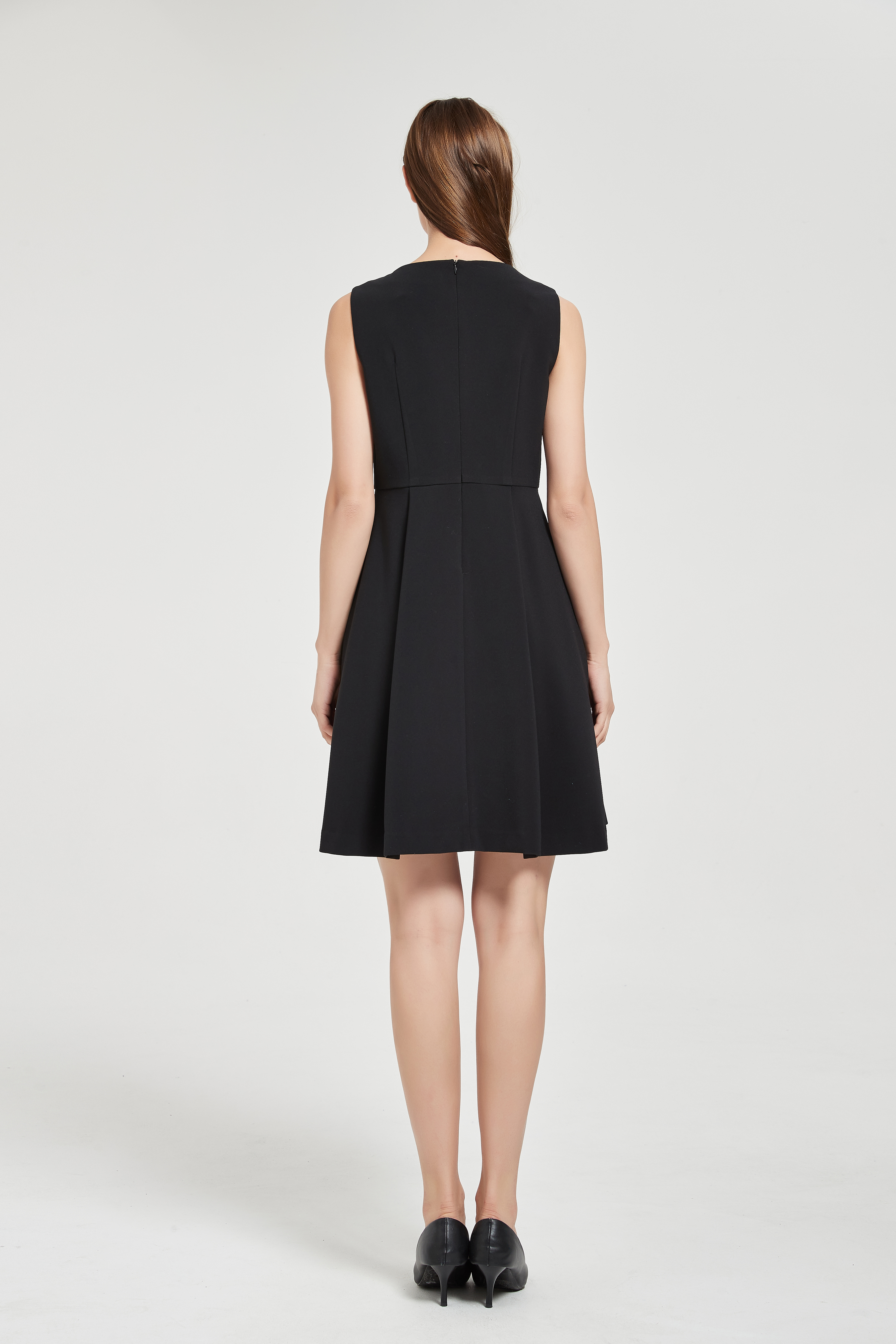 Women's Black Embroidery Sleeveless Dress